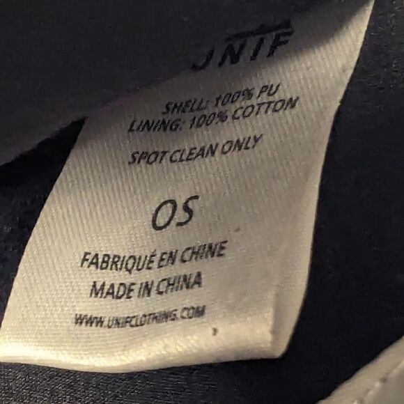 UNIF RARE Pyramid Clutch - Picture 12 of 12